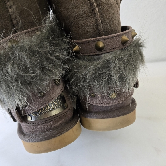 Australia Luxe Hatchet Short Boot Shearling Lining Size 9 in Brown - Picture 10 of 16